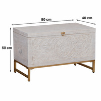 Table basse en bois sculpté à la main avec pieds en métal doré, finition blanche vintage