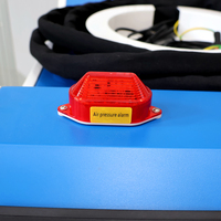 RAZORTEK Nouvelle machine de soudage laser à fibre portative automatique 4-en-1 6000W avec système de refroidissement par eau industriel et contrôle RAYCUS