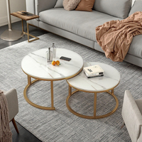Table basse moderne en bois massif et en métal de style nordique de conception simple pour l'utilisation d'atelier d'entrepôt de chambre à coucher à la maison