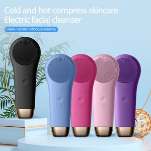 Exfoliants populaires <span class=keywords><strong>Brosse</strong></span> <span class=keywords><strong>nettoyante</strong></span> faciale en silicone à mousse automatique <span class=keywords><strong>Brosse</strong></span> <span class=keywords><strong>nettoyante</strong></span> pour le <span class=keywords><strong>visage</strong></span> en silicone avec fonction chauffante et rafraîchissante - Product Image 5