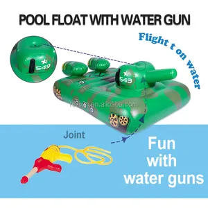 カスタマイズされたインフレータブルタンクスイムプールフロートボート島水鉄砲付き水遊びおもちゃエアベッドスイムフロート