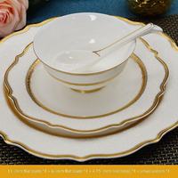 Service de table minimaliste de style européen d'inspiration chinoise avec incrustation dorée peinte à la main et gaufrage sur porcelaine fine