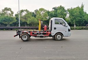 Factory <strong>Price</strong> Easy to Use Mini 3Ton Hook Lift <strong>Garbage</strong> <strong>Truck</strong> <strong>Garbage</strong> Dump <strong>Truck</strong> with Sell Like Hot Cakes - Product Image 5