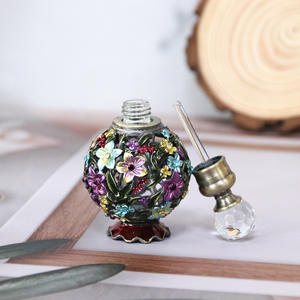 Frascos de Perfume de Vidrio Recargables de 6 ml para Aceites Esenciales y Attar, con Decoración - Product Image 6