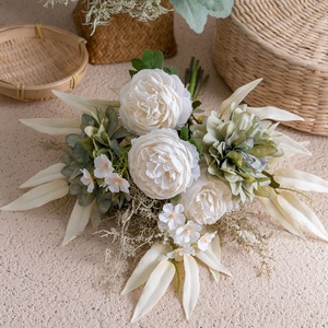 Bouquet de fleurs artificielles Rose de pureté, roses blanches en tissu tissé plastique, décoration intérieure, accessoires de mariage CF01412 - Product Image 3