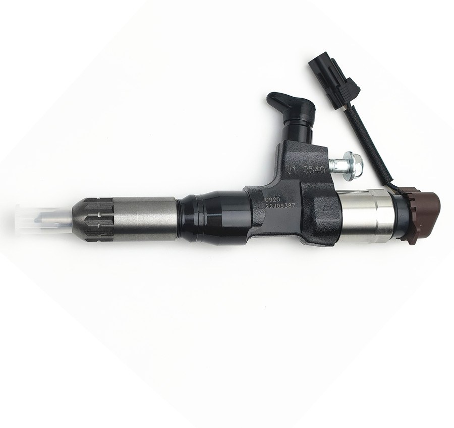 High Quality Diesel Injector 295050-0920 Common Rail Fuel Injector 23670-E0540 for HINO