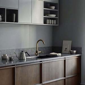 Organizador de Gabinetes Pequeño y Moderno para Isla de Cocina con Mesa de Comedor Extensible, Fabricantes de Muebles de Madera Maciza para el Hogar - Product Image 1