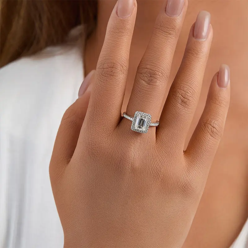 New Arrival 2Carat Halo Emerald Cut Moissanite 925 Sterling Silver Ring for Women Moissanite Wedding Ring Girl