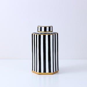 Diseño de Arte <span class=keywords><strong>Simple</strong></span> Oficina Hotel Blanco y Negro Hexágono Par Florero de Porcelana Gabinete de <span class=keywords><strong>Tv</strong></span> Exhibición Decoración del hogar - Product Image 3