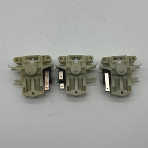 Interruptor de Bloqueo de Puerta para Lavavajillas SX0668 110-120 V, Pieza Eléctrica de Plástico - Product Image 1