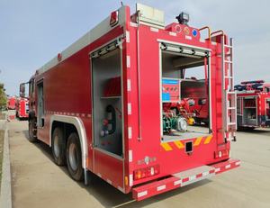 Le Nouveau Camion <span class=keywords><strong>Pompier</strong></span> et <span class=keywords><strong>Véhicule</strong></span> de Secours d'Urgence Diesel 6x4 est Utilisé pour les Interventions en Cas de Catastrophe et la Lutte Contre les Incendies. - Product Image 6