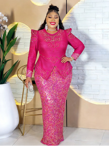 Robe longue rose perlée à manches longues, moulante, avec superposition en dentelle, pour soirée et occasions formelles - Product Image 1