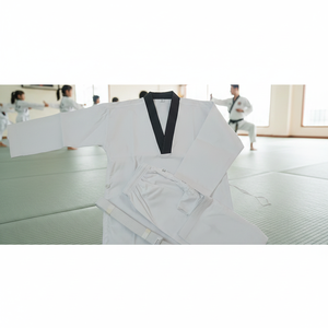 Uniforme de Taekwondo en polycoton 9 oz, col en V, blanc, unisexe, vêtements d'arts martiaux pour nourrissons et tout-petits en tailles 8 oz - Product Image 3