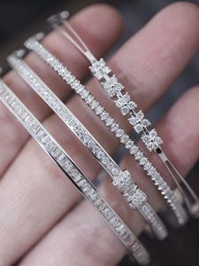 Xinfly 2023 Luxury Jewelry Brand 18k Solid Gold Woman Bling Real Diamond Tennis Bow <b>Bangle</b> <b>Bracelet</b> - Product Image 3