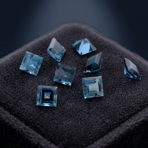 Topacio Azul Londres Natural de 6 mm, Corte Radiante Cuadrado, Piedras Preciosas Sueltas Facetadas, Certificadas por Terceros, Venta al por Mayor, Gopika Exports - Product Image 3