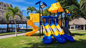Équipement de terrain de jeu extérieur pour enfants <span class=keywords><strong>tyrolienne</strong></span> en plastique grand toboggan escalade et balançoire pour <span class=keywords><strong>jardin</strong></span> école aéroport-parc d'attractions amusant en vente - Product Image 6