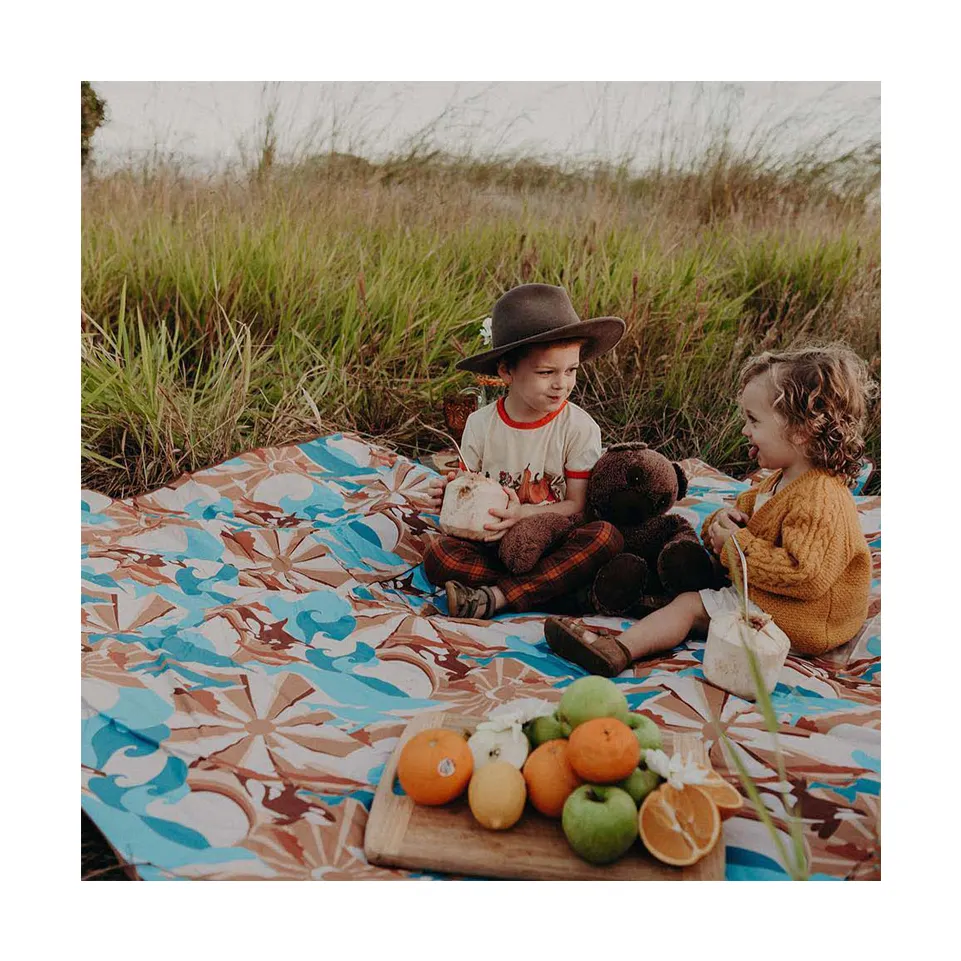 Keset pantai musim gugur 150x200cm besar dapat dilipat luar ruangan tahan air tebal portabel selimut berkemah tikar piknik