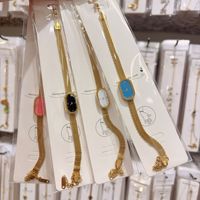 Gelang Jam Tangan Rantai Baja Anti Karat Tahan Air Grosir, Bebas Noda, dengan Pesona Angka Romawi dan Motif Kunci Yunani