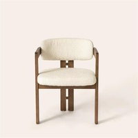 Chaise de salle à manger 2026 avec dossier et accoudoirs créatifs, nouvelle chaise à trois pieds en bois massif de style chinois pour hôtel et usage domestique