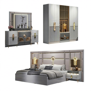 Ensemble de chambre à coucher moderne de luxe en bois personnalisé avec lit extensible King/<span class=keywords><strong>Queen</strong></span> Size et rangements pour hôtels, fermes, appartements et villas - Product Image 1