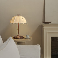 Lampe de table en tissu et bois LED moderne minimaliste simple pour salon, chambre à coucher, hôtel, villa