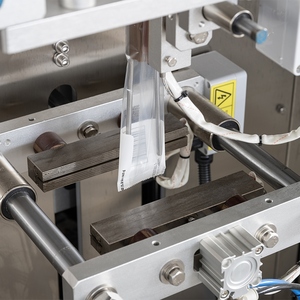 Máquina de Envasado Vertical de Alta Precisión con Pesadora Multicabezal para Galletas, Chispas de <span class=keywords><strong>Chocolate</strong></span>, <span class=keywords><strong>Doritos</strong></span>, Cheetos y Otros Snacks - Product Image 5