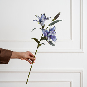 Bouquet de lys artificiels bleu lac, 3 têtes, style nordique, décoration intérieure, accessoires de mariage - Product Image 4