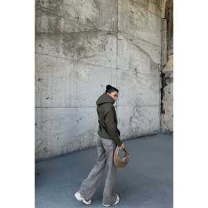 Sweat-shirt à capuche pour femme brodé Khaki Eyyo - Product Image 1