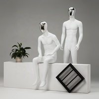 Mode homme magasin de vêtements Chrome argent visage complet du corps Muscle modèle masculin factice tête d'oeuf en fibre de verre hommes costume d'affaires Mannequins