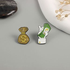 Broche de esmalte Money Maker con diseño de bolsa de dinero de dibujos animados, pin de solapa, joyería, regalo para amigos, insignia de metal cloisonné - Product Image 1