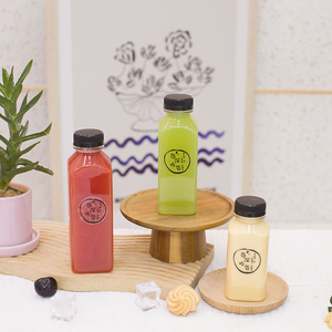 Etiqueta personalizada 250ml 350ml 500ml Botella de bebida suave PET de plástico cuadrado con tapa para negocios de jugo - Product Image 4