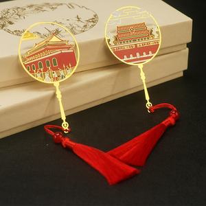 Marque-page en métal de style chinois évidé créatif personnalisé marque-page culturel tourisme de la Grande Muraille - Product Image 5