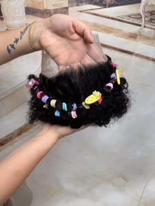 <span class=keywords><strong>Parrucche</strong></span> per Bambine, <span class=keywords><strong>Parrucche</strong></span> con Chiusura in Pizzo 4*4 per Bambini, Parrucca Riccia Senza Colla in Capelli Umani Indiani per Ragazze - Product Image 4