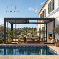 Pergola bioclimatique motorisée écologique en alliage d'aluminium imperméable avec toit à lames orientables et structure thermolaquée pour l'extérieur