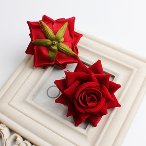 YOPIN-7571 l'alta qualità di velluto rosso artificiale corno di <span class=keywords><strong>Rose</strong></span> capolini realistico tocco del seno decorazione di nozze vendite calde - Product Image 1