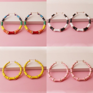 Cô Gái Quà Tặng Đầy Màu Sắc Dầu Giọt Hình Dạng Khác Nhau Hình Trái Tim Hợp Kim Cổ Điển Và Thời Trang Của Phụ Nữ Bông Tai - Product Image 3