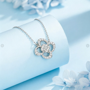 Collar con Colgante de Flor de Fábrica, Plata de Ley 925, Bañado en Rodio, Corte Brillante Redondo, Engaste de Garra, Cadena Clásica para Mujer - Product Image 4