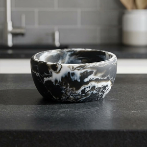 Bol à salade moderne en résine écologique, motif marbre noir et blanc, fait main, pour fêtes et service à domicile, vente en gros, bol personnalisé - Product Image 1
