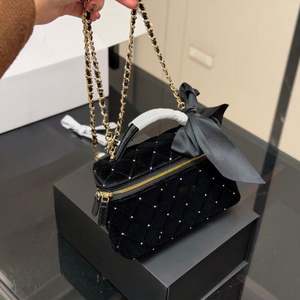 Sac à main carré de luxe en cuir véritable haut de gamme pour femme, décontracté, avec fermeture éclair, résistant à l'eau, tendance estivale - Product Image 1