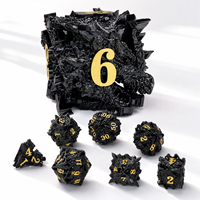 Ensemble de dés DND en métal noir et or, tête de dragon, faits à la main, écologiques, 1 pièce, dés polyédriques à pointes, jeu de société RPG, boîte cadeau premium