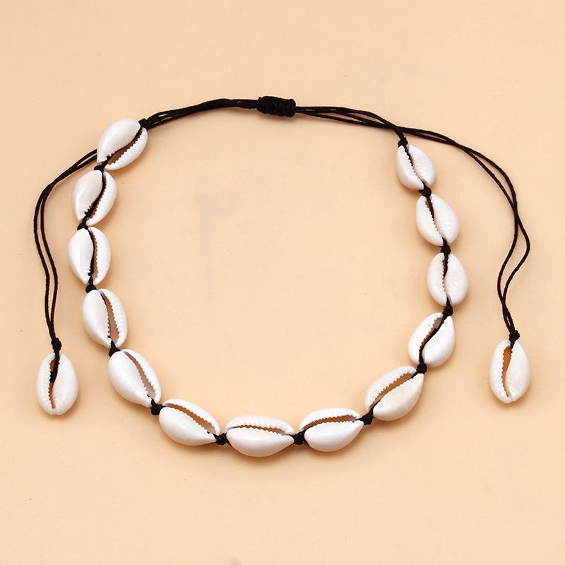 Stretchable black rope shell necklace