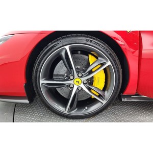 <span class=keywords><strong>Ferrari</strong></span> 296 3.0 Hybride Rechargeable V6 Essence Luxe d'occasion 2023, Volant à Gauche, Sièges en Cuir, 584 km, Prêt à l'Exportation - Product Image 5