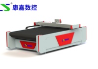 Machines de découpe fiables adaptées à la production de cuir synthétique, de cuir naturel et de fourrure artificielle