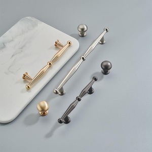 hochwertig großhandel <span class=keywords><strong>china</strong></span> großhandel schrank Euro-Luxus-Stil Schrank Knopfleiste Knurl-Design Möbel Griff Kleiderschrank Griff Ziehgriffe - Product Image 4