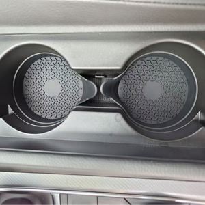 Nouveau sous-verre en silicone antidérapant pour voiture avec tapis isolant – Cadeau original pour propriétaires de voitures - Product Image 5