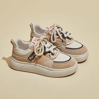 Nouvelles Chaussures Blanches Tendance 2024 en Maille Respirante, Style Coréen, à Semelle Épaisse et Rehaussée, Décontractées et Sportives pour Femmes