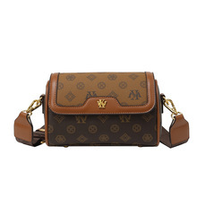 Sac bandoulière imprimé tendance pour femme, motif personnalisé, peut être porté à l'arrière du dos ou en travers des épaules - Product Image 1