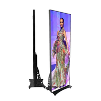 Machine intelligente d'intérieur 4K P2.5 pour la publicité par affiches à écran partagé LED Machine debout pour la publicité par affiches LED