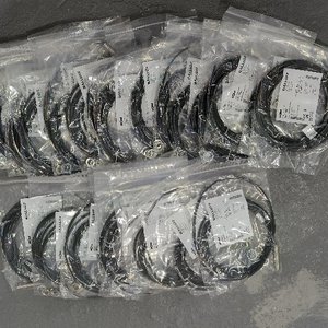 เซ็นเซอร์แบบเหนี่ยวนำ Balluff รุ่น BES-516-114-SA1-05 24V IP67 สวิตช์ตรวจจับวัตถุแบบเหล็กสำหรับใช้งานในอุตสาหกรรม - Product Image 4