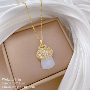 <span class=keywords><strong>Collier</strong></span> Pendentif Classique Tendance en Acier Inoxydable Plaqué Or 18K PVD Brillant avec Zircons, Fleur, Coquille, Cœur, Croix et Papillon pour Femme - Product Image 6